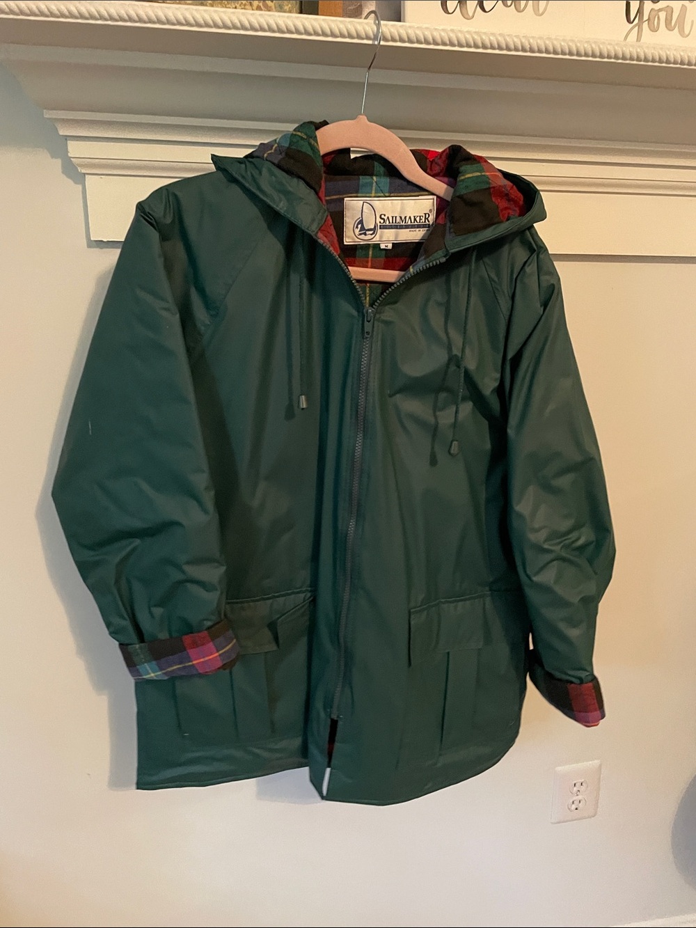 Women's Forest Green Ski Jacket with Plaid Lining